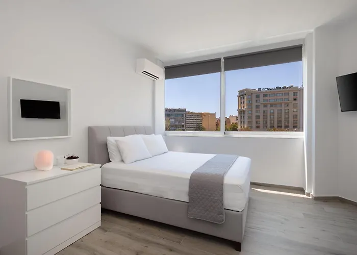 Central Athens Resort 2